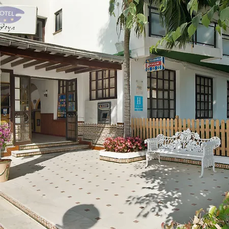 Kross El Greco Hotel 3*